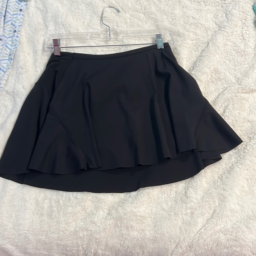 Athleta black tennis skirt